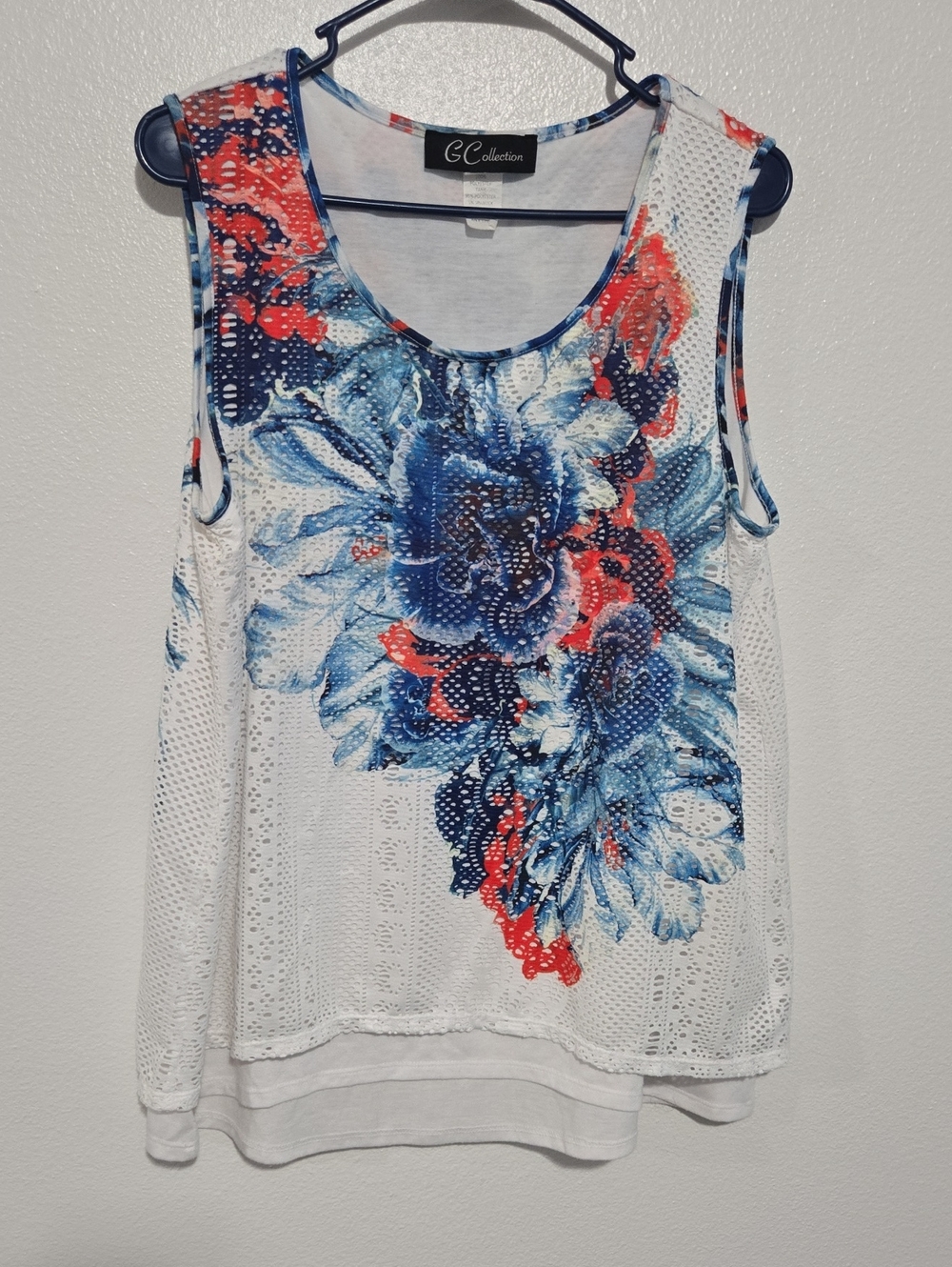 G COLLECTION White Mesh Tank with Blue & Coral Floral Print